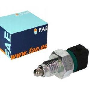 Atbulinės eigos žibintų jungiklis FAE 40640 – BMW 1 E81, E87, F20, E88, E82, 3 E36, E46, E90, F30, F80, E93, E92, E91, 5 E34, E39, E60, E61, F10, F11, 6 E64, E63, 7 E32, E38, E65, E66, E67, 8 E31, X1 E84, X3 E83, F25, X5 E53, Z3, Z4 E85, E86, E89, Z8 E52, Jaguar S-Type, MINI R50, R53, R56, R55, R52, R57